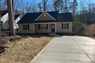 125 Oak Hill Ct, Mount Gilead, NC 27306 - Photo 1