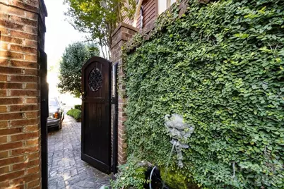 400 N Poplar Street, Charlotte, NC 28202 - Photo 38