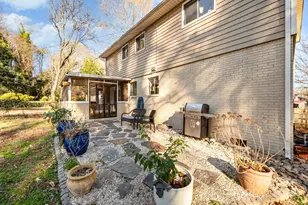 7015 Lavern St, Charlotte, NC 28215 - Photo 2