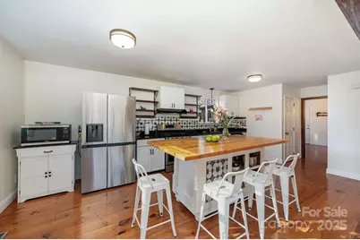 7015 Lavern Street, Charlotte, NC 28215 - Photo 4