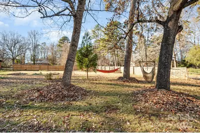 7015 Lavern Street, Charlotte, NC 28215 - Photo 30