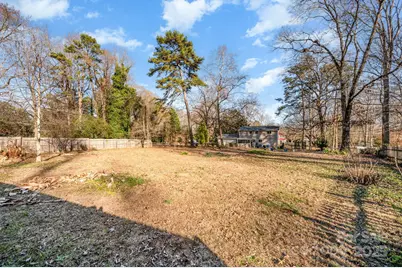 7015 Lavern Street, Charlotte, NC 28215 - Photo 28