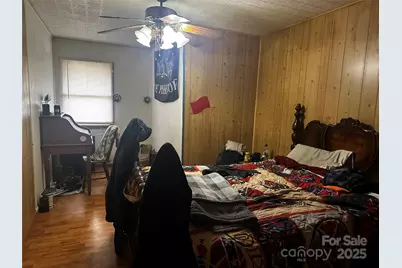 321 Raccoon Branch Road, Green Mountain, NC 28740 - Photo 10