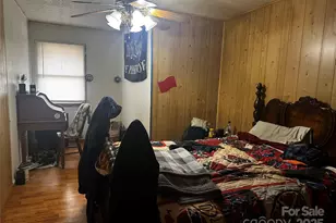 321 Raccoon Branch Rd, Green Mountain, NC 28740 - Photo 10