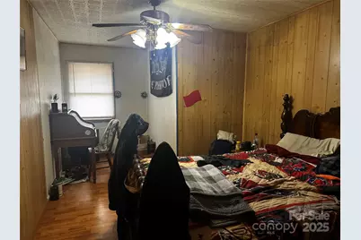 321 Raccoon Branch Road, Green Mountain, NC 28740 - Photo 12