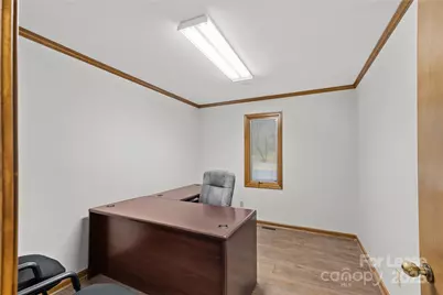 824 Lower Creek Drive NE, Lenoir, NC 28645 - Photo 18