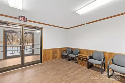 824 Lower Creek Drive NE, Lenoir, NC 28645 - Photo 12