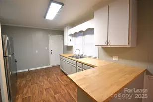 128 Harwood St, Albemarle, NC 28001 - Photo 10