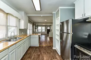 128 Harwood St, Albemarle, NC 28001 - Photo 14