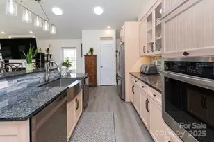 2888 Beaverdam Rd, Canton, NC 28716 - Photo 8