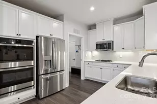 146 Beacon Dr, Mooresville, NC 28117 - Photo 6