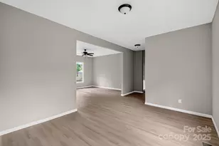 304 King St, Bennettsville, SC 29512 - Photo 8