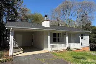 1158 Sunset Ct, Conover, NC 28613 - Photo 2