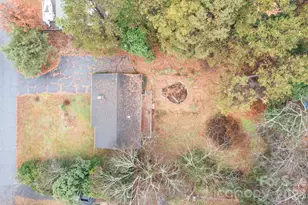 1158 Sunset Ct, Conover, NC 28613 - Photo 4