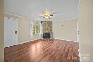 1158 Sunset Ct, Conover, NC 28613 - Photo 8