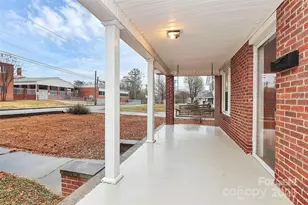 407 W Phifer St, Monroe, NC 28110 - Photo 6
