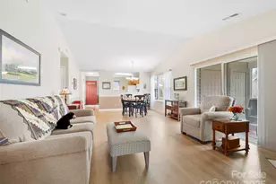 3901 Wood Duck Way, Hendersonville, NC 28792 - Photo 4