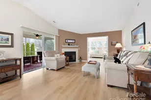 3901 Wood Duck Way, Hendersonville, NC 28792 - Photo 2