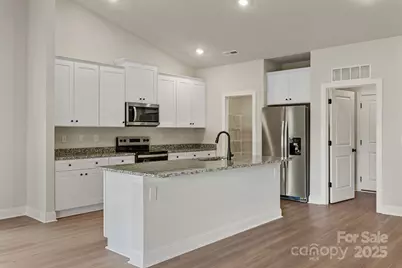 4116 Bolo Drive, Charlotte, NC 28215 - Photo 6