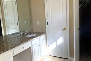 8419 Heron Glen Dr, Charlotte, NC 28269 - Photo 10