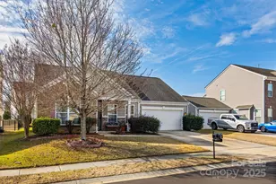 11911 Carolina Blossom Ln, Pineville, NC 28134 - Photo 36