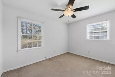 9901 Arbordale Avenue, Charlotte, NC 28215 - Photo 12