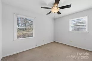 9901 Arbor Dale Ave, Charlotte, NC 28215 - Photo 12