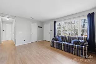 9901 Arbor Dale Ave, Charlotte, NC 28215 - Photo 4