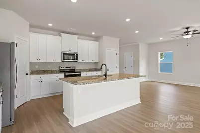 4128 Bolo Drive, Charlotte, NC 28215 - Photo 6