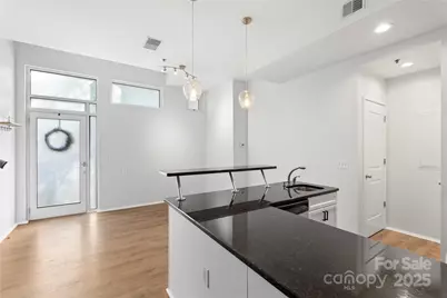 2076 Euclid Avenue, Charlotte, NC 28203 - Photo 16