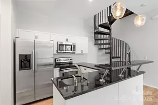 2076 Euclid Ave, Charlotte, NC 28203 - Photo 14