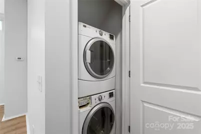 2076 Euclid Avenue, Charlotte, NC 28203 - Photo 30