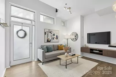 2076 Euclid Avenue, Charlotte, NC 28203 - Photo 10