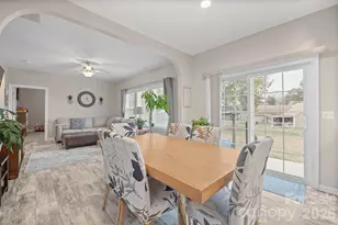 486 Stutts Rd, Mooresville, NC 28117 - Photo 8