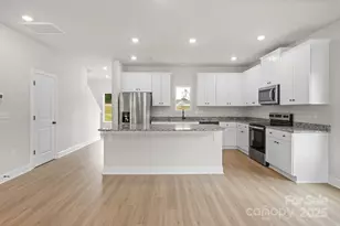 4124 Bolo Dr, Charlotte, NC 28215 - Photo 6