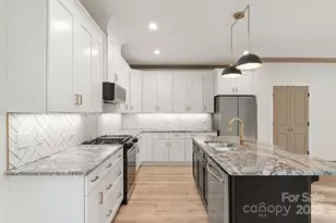 194 N Peace Haven Rd, Winston Salem, NC 27104 - Photo 16