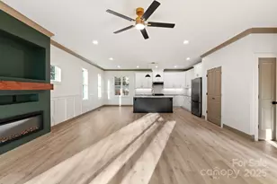 194 N Peace Haven Rd, Winston Salem, NC 27104 - Photo 10