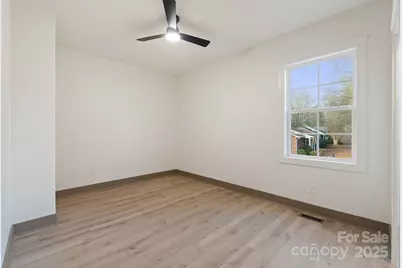 194 N Peace Haven Road, Winston Salem, NC 27104 - Photo 30