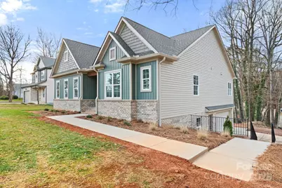 194 N Peace Haven Road, Winston Salem, NC 27104 - Photo 4