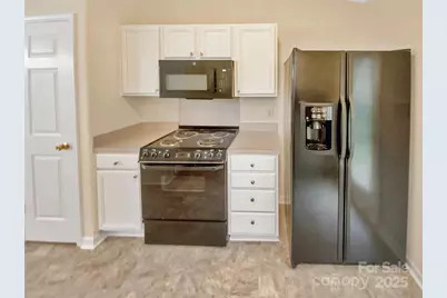 1214 Triece Lane, Charlotte, NC 28215 - Photo 6