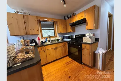 584 Chatuge Village Circle, Hayesville, NC 28904 - Photo 8