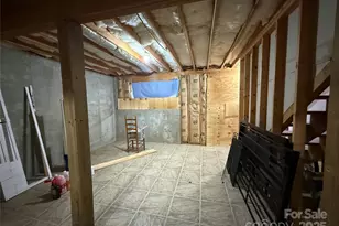 584 Chatuge Village Cir, Hayesville, NC 28904 - Photo 18