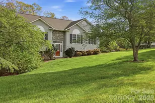 552 Meadowridge Dr, Taylorsville, NC 28681 - Photo 2