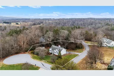 552 Meadowridge Drive, Taylorsville, NC 28681 - Photo 2