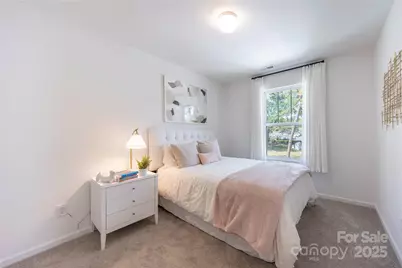 4409 Wymore Way #27, Charlotte, NC 28208 - Photo 8