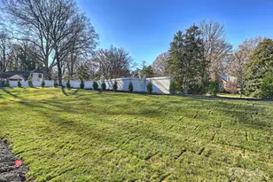 923 Laurel Creek Ln, Charlotte, NC 28211 - Photo 48