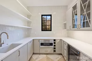 923 Laurel Creek Ln, Charlotte, NC 28211 - Photo 24