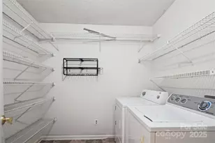 8322 Summerglen Cir, Charlotte, NC 28227 - Photo 20