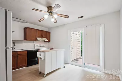 8322 Summerglen Circle, Charlotte, NC 28227 - Photo 4