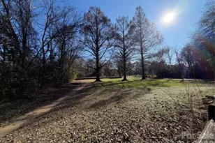 614 E 16th St, Charlotte, NC 28206 - Photo 4